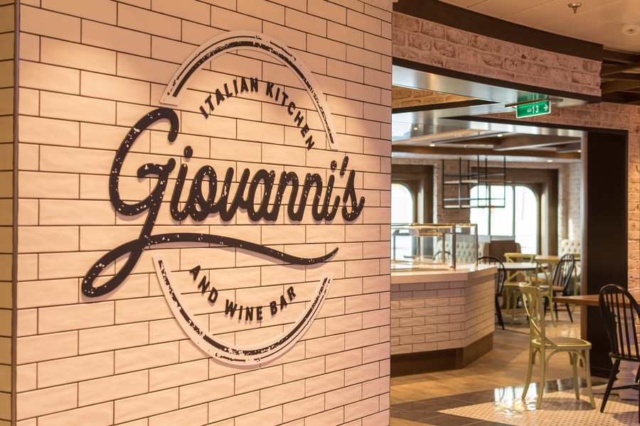 RCI ODYSSEY Giovanni's Italian Kitchen 3.jpg.JPG